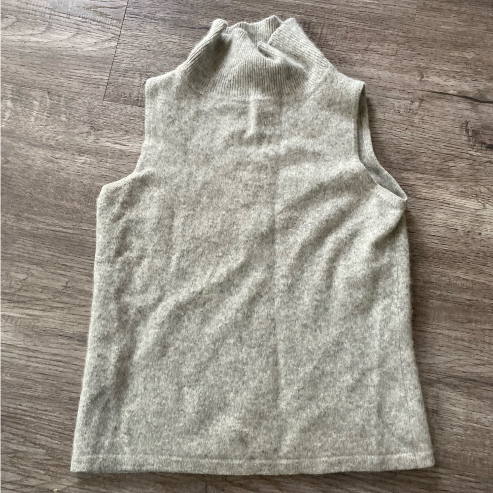 100% Cashmere Mockneck
